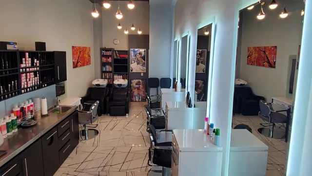 Booba Color Bar- Hair Salon