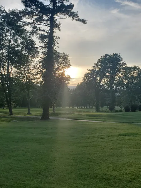 Brookmeadow Country Club