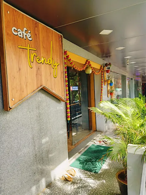 Cafe Trendy