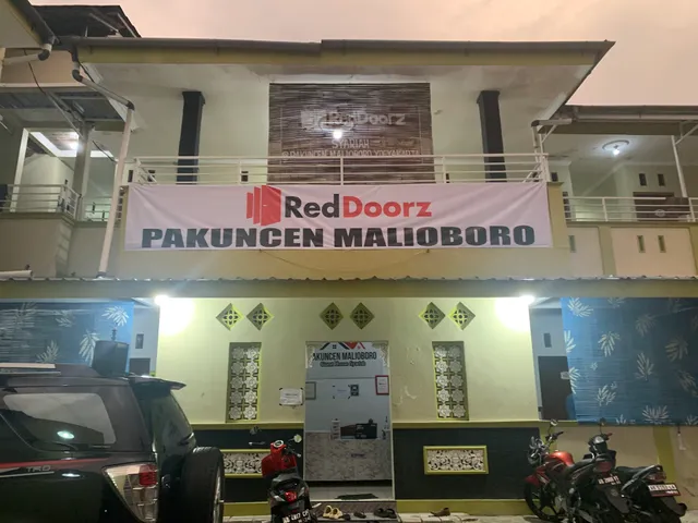 RedDoorz @ Pakuncen Malioboro Yogyakarta