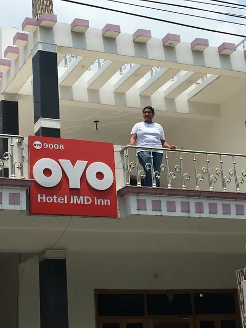 OYO 9008 Hotel JMD Inn