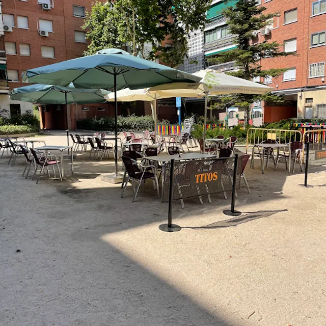 Cafetería Titos