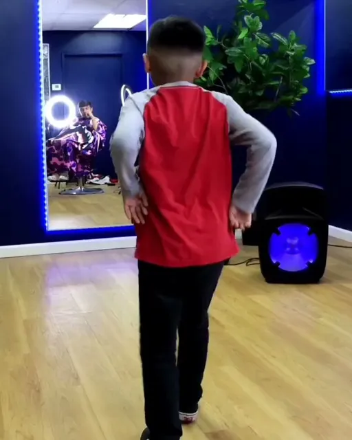 The Cut Barber Studio - Art District