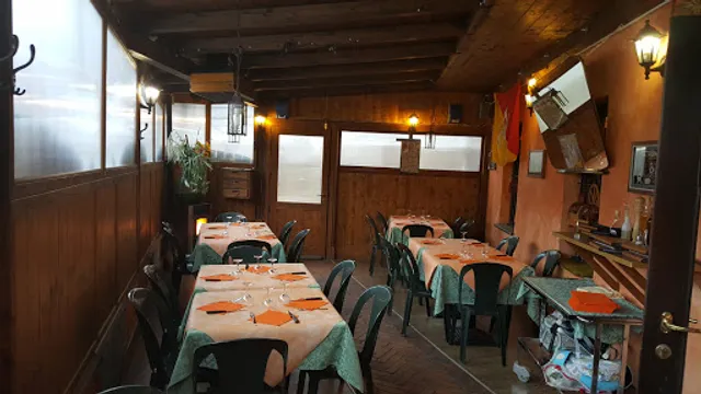 Pizzeria La Bolina