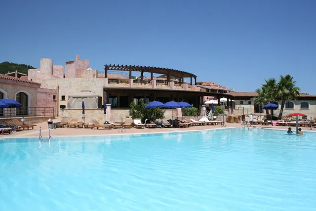 Residence Il Borgo Di Porto Corallo