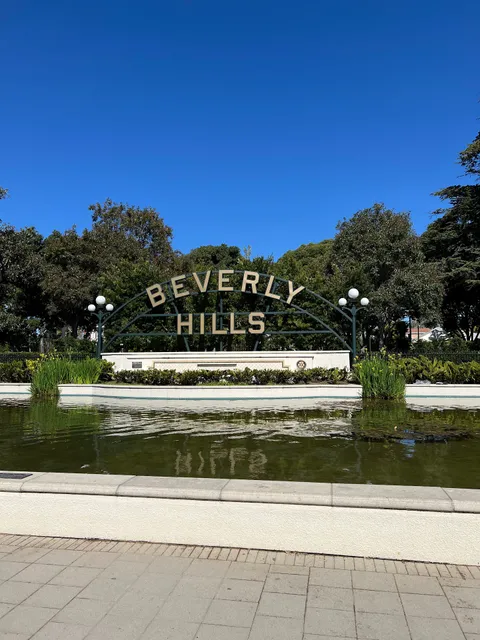 The Beverly Hills artSHOW