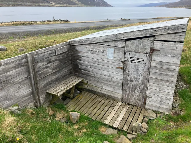 Gjörvidalslaug natural hot spring