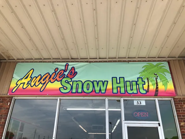Angie’s Snow Hut - Shaved Ice & Smoothies