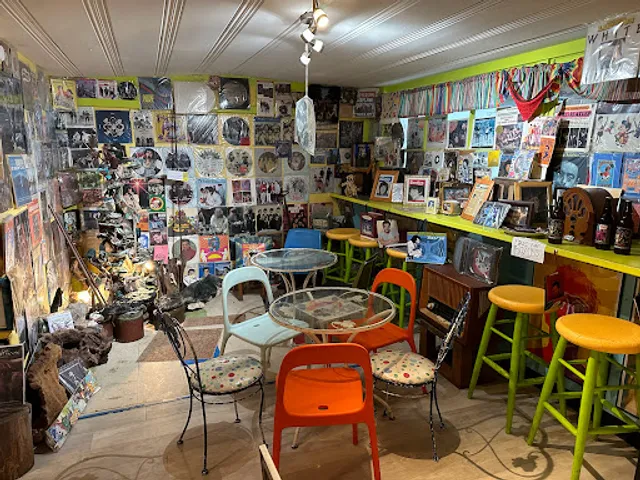 Pacific Grove Ice Cream Shoppe