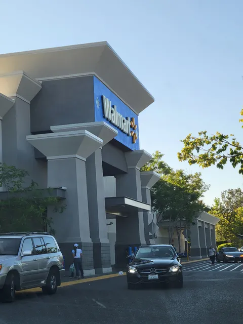 Walmart Almaden