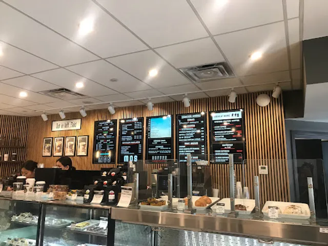 Mos Mos Coffee & Cookie Shop