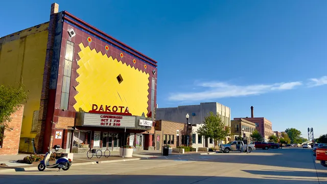 Dakota Theater