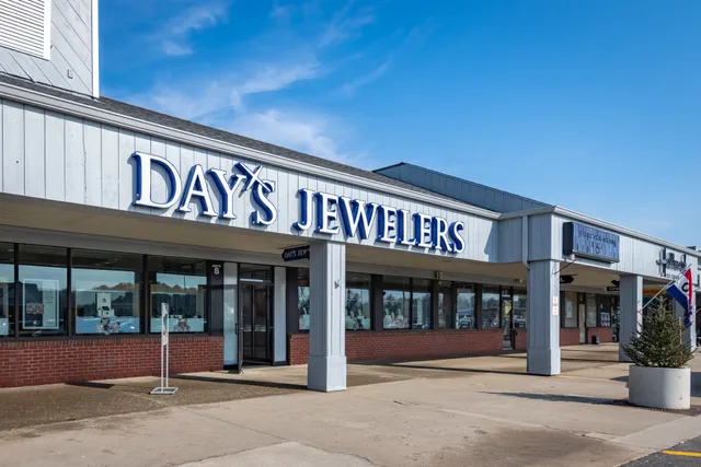 Day's Jewelers | Topsham, ME