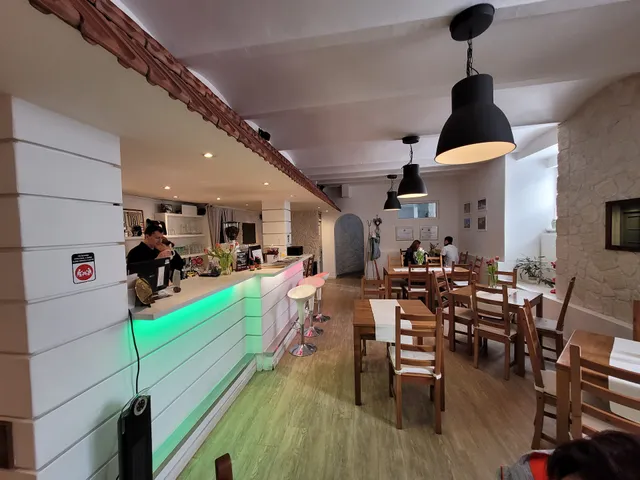 La Primavera Pizzeria