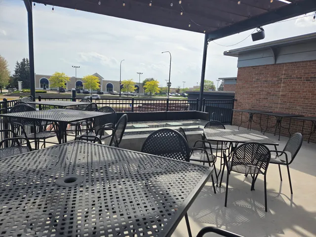 Shoeless Joe's Ale House & Grille