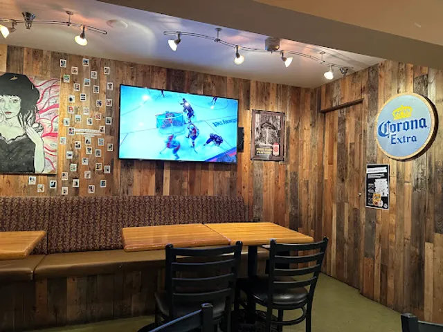 Bird Of Paradise Pub