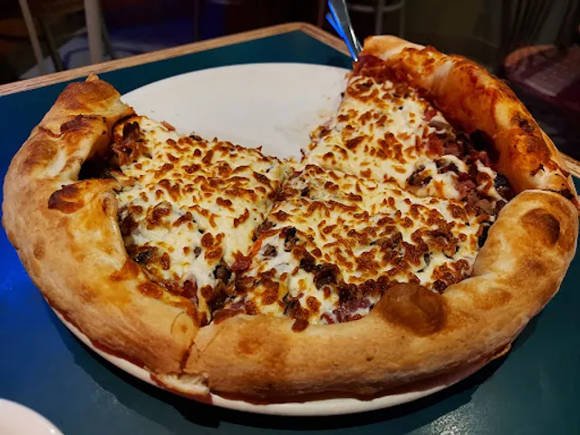 Restaurant Le Taxi Inc