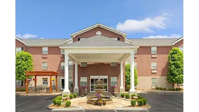Hawthorn Extended Stay by Wyndham Cincinnati/Sharonville