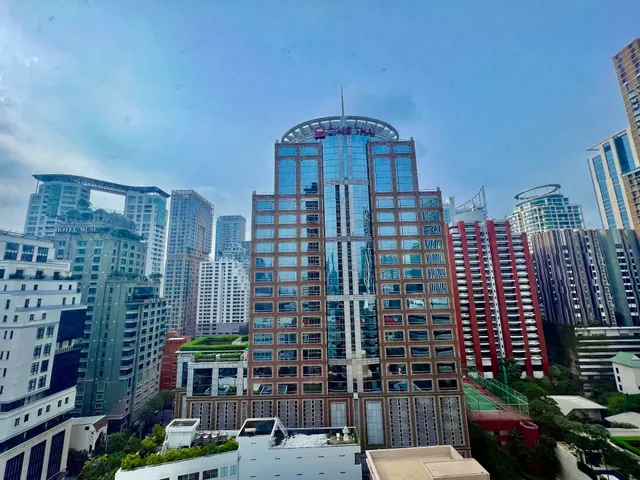 Sindhorn Midtown Serviced Residences