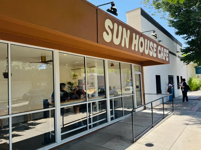 Sun House Cafe