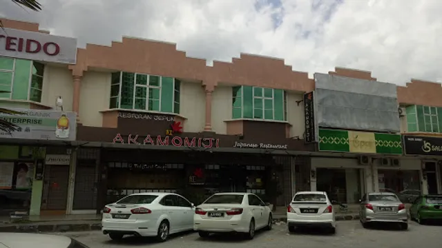 Akamomiji Japanese Restaurant