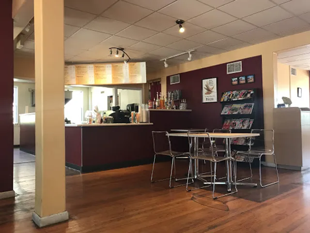 Blend Tea and Crepe Lounge