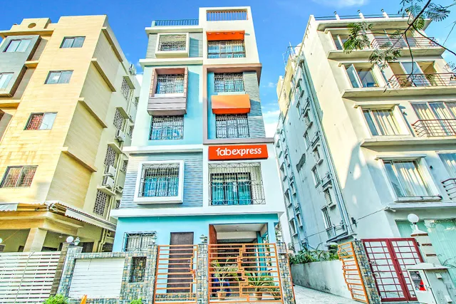 FabExpress Aashi Inn - Hotel in Newtown, Kolkata