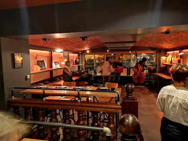 L'Étiquette - Cave à Manger