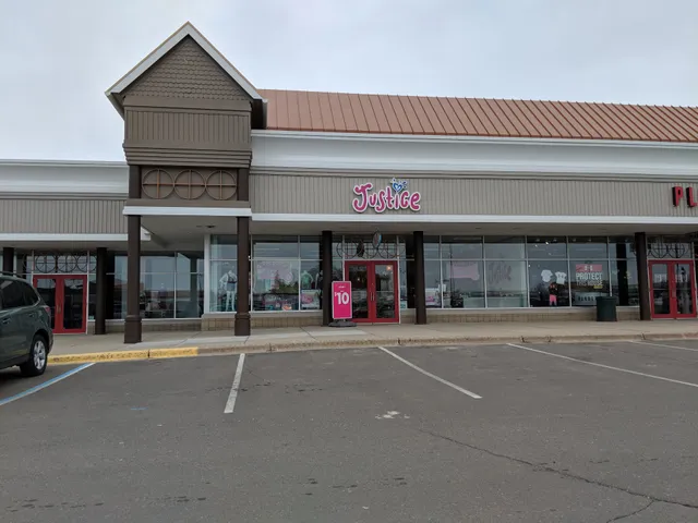 Medford Outlet Center