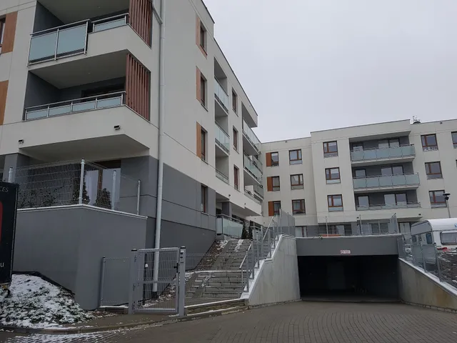 Nowoczesny Apartament w Centrum