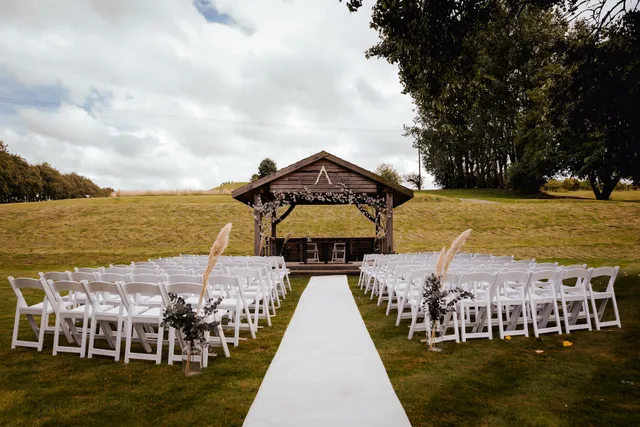 Cave Hotel and Golf Resort