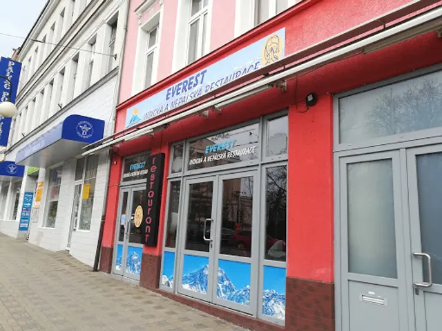 Indická a Nepálská restaurace Everest Teplice