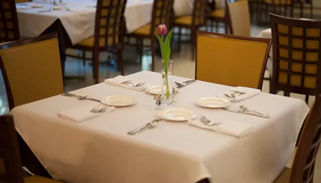 200 Monroe Restaurant