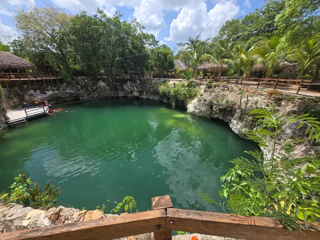 Cenote Las Piedras