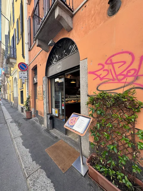 BLUE M - BOTTEGA MARCHIGIANA