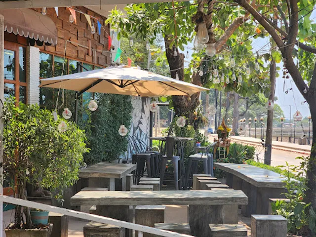 หยวนสเต็ก สาขาห้วยวังนอง