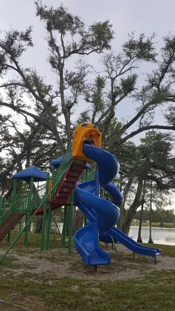 Lake Alice Park-no dogs allowed