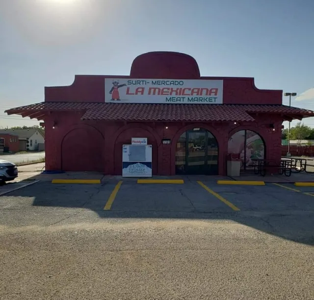 Surti-Mercado La Mexicana Meat Market