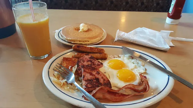 IHOP -The Wyndham Grand Fallsview Hotel