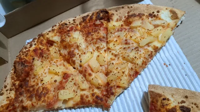 Crusty Pizza