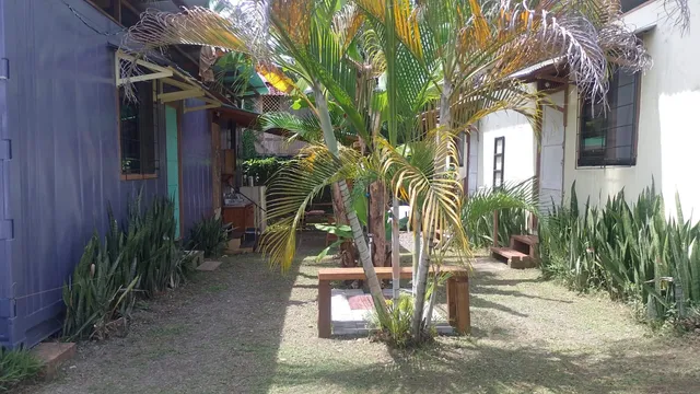 Container House, Cahuita