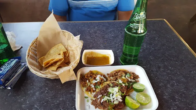 El Taquito Loco / Mariscos de Obregon