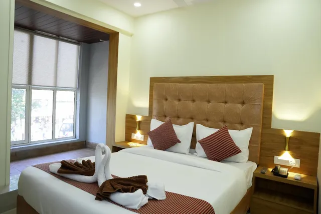 Hotel Preston, Mumbai