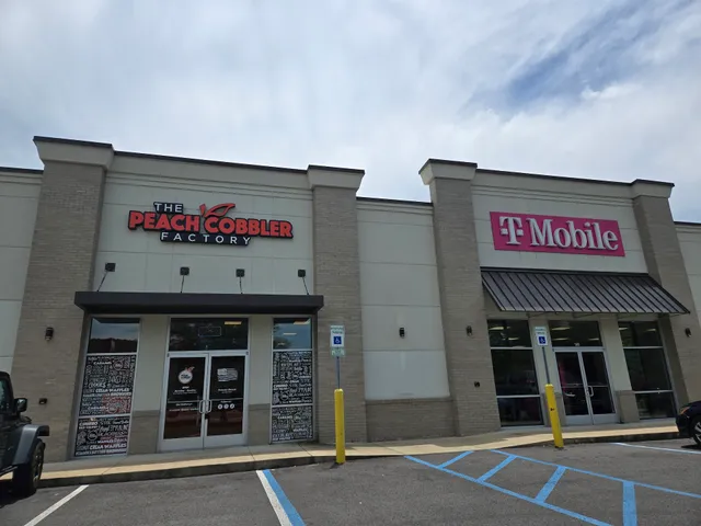 The Peach Cobbler Factory - Springville