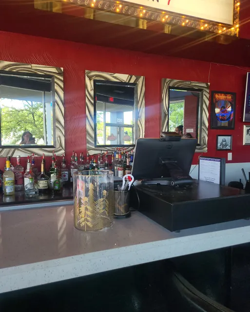 Hyena's Comedy Nightclub