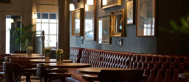 Daly's Wine Bar & Beer Hall