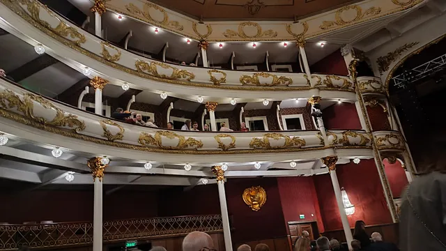 Teatro Sá da Bandeira