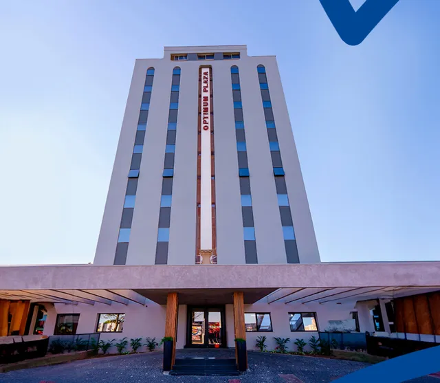 Optimum Plaza Hotel