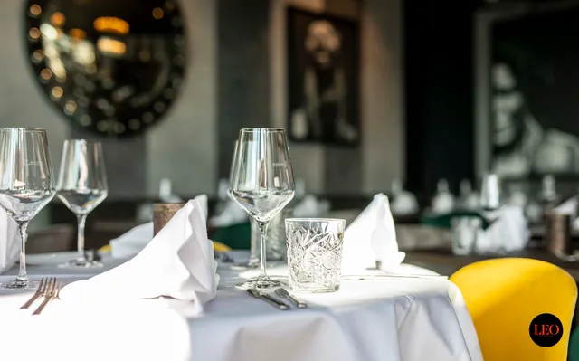 LEO Restaurant & Bar