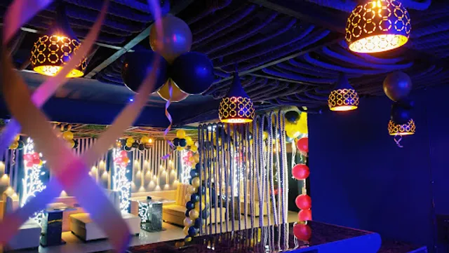 The Midnight Cafe (TMC)